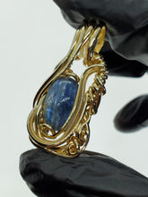 Load image into Gallery viewer, Blue Kyanite Medallion